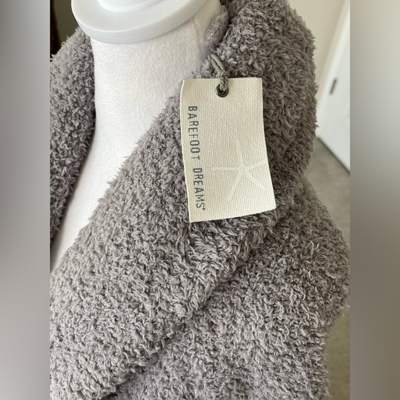 NWT Barefoot Dreams Dove Gray Robe Size 2 (M/L) - Picture 6 of 9
